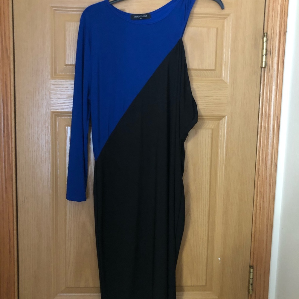 SOLD ~ Plus Size Royal Blue & Black Dress